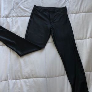 High waisted black leggings